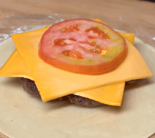 Pastel Burger com Massa de Pastel Mezzani - Mezzani